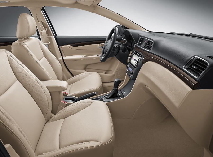  Suzuki Alivio 2014 года  (фото 20 из 27)